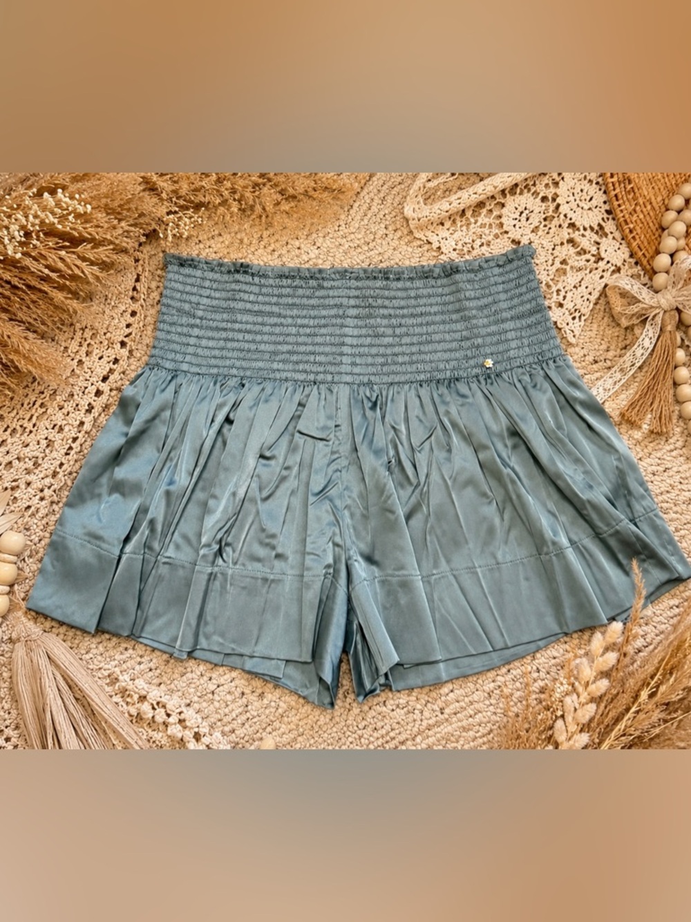 Natural Life NWT Satin Flowy Shorts Sea foam Smocked Waist L XL Coquette Boho